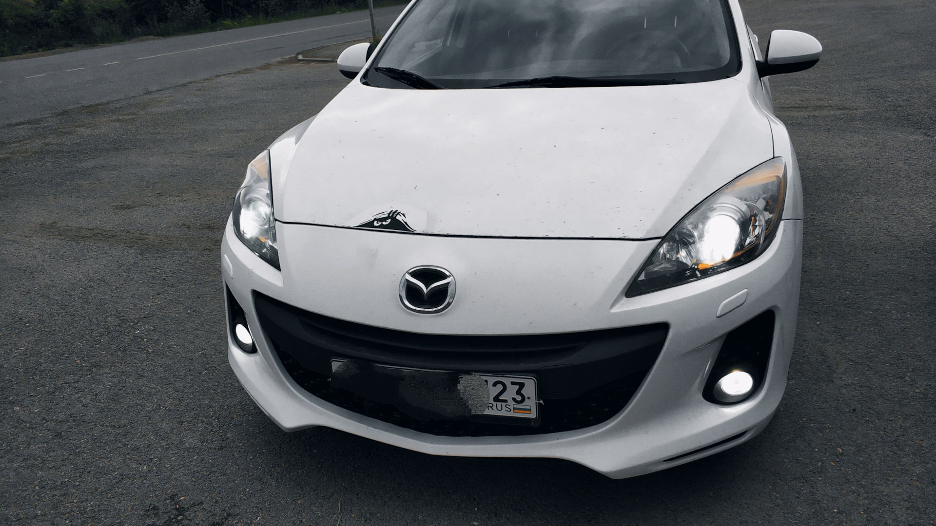 Mazda 3 (2G) BL 2.0 бензиновый 2012 | 2.0 автомат, седан BL на DRIVE2