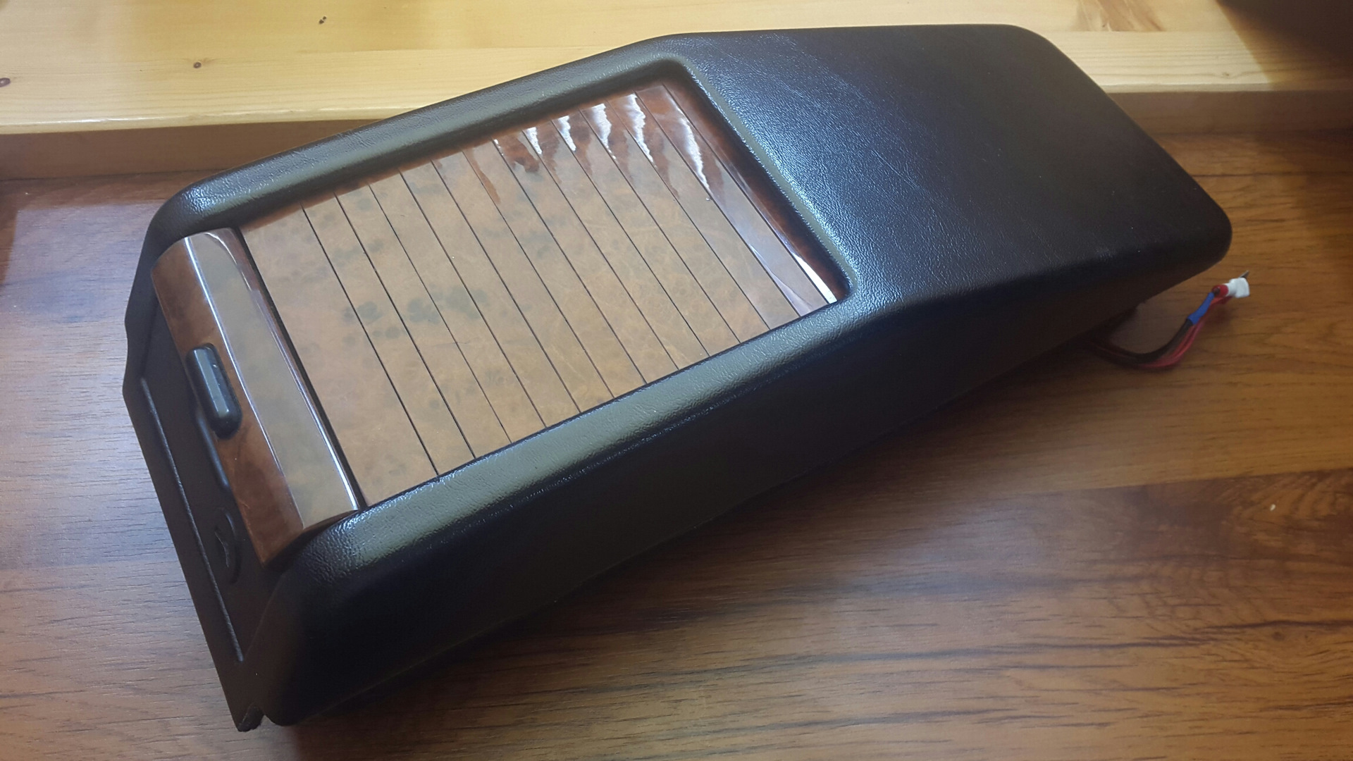 Хлебница w126. Хлебница w126. Хлебница мерседес 124. Хлебница мерседес 124. Хлебница mercedes w124.