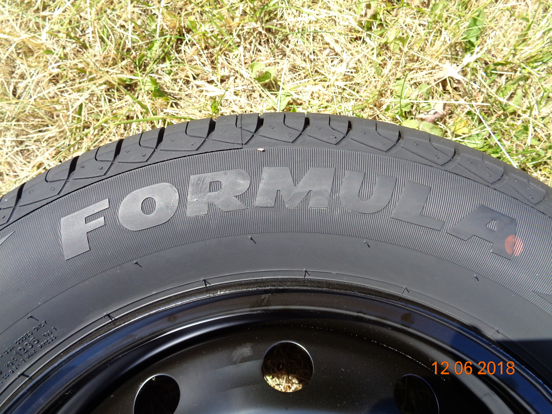 Шины 185 65 r15 екатеринбург. Pirelli Formula Energy 185/65 r15 запасное колесо. Formula Energy 185/65 r15. Formula 185/65 r15 износ. Запаска 185/65 r15.