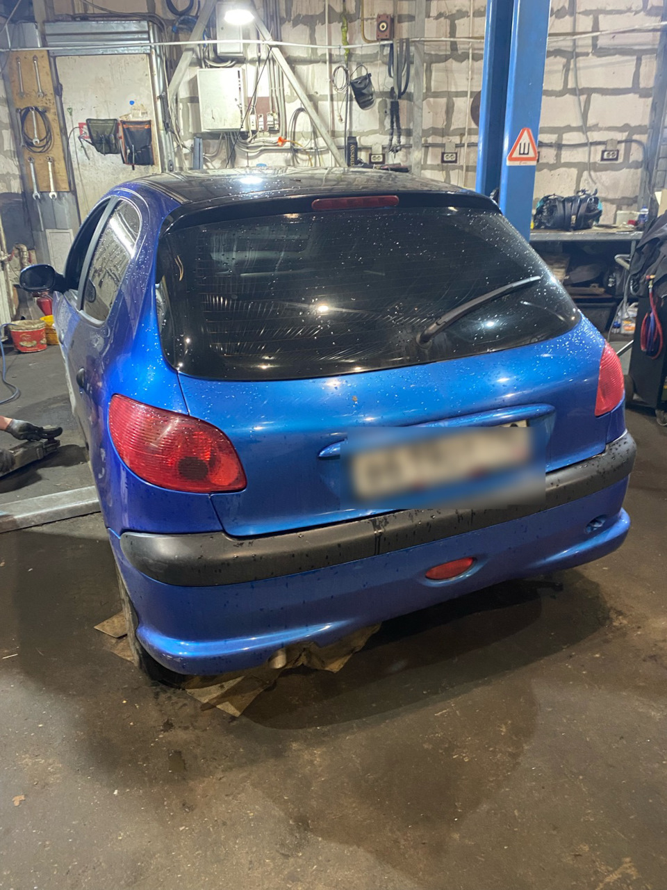 Задние тормоза. — Peugeot 206, 1,4 л, 2008 года | визит на сервис | DRIVE2