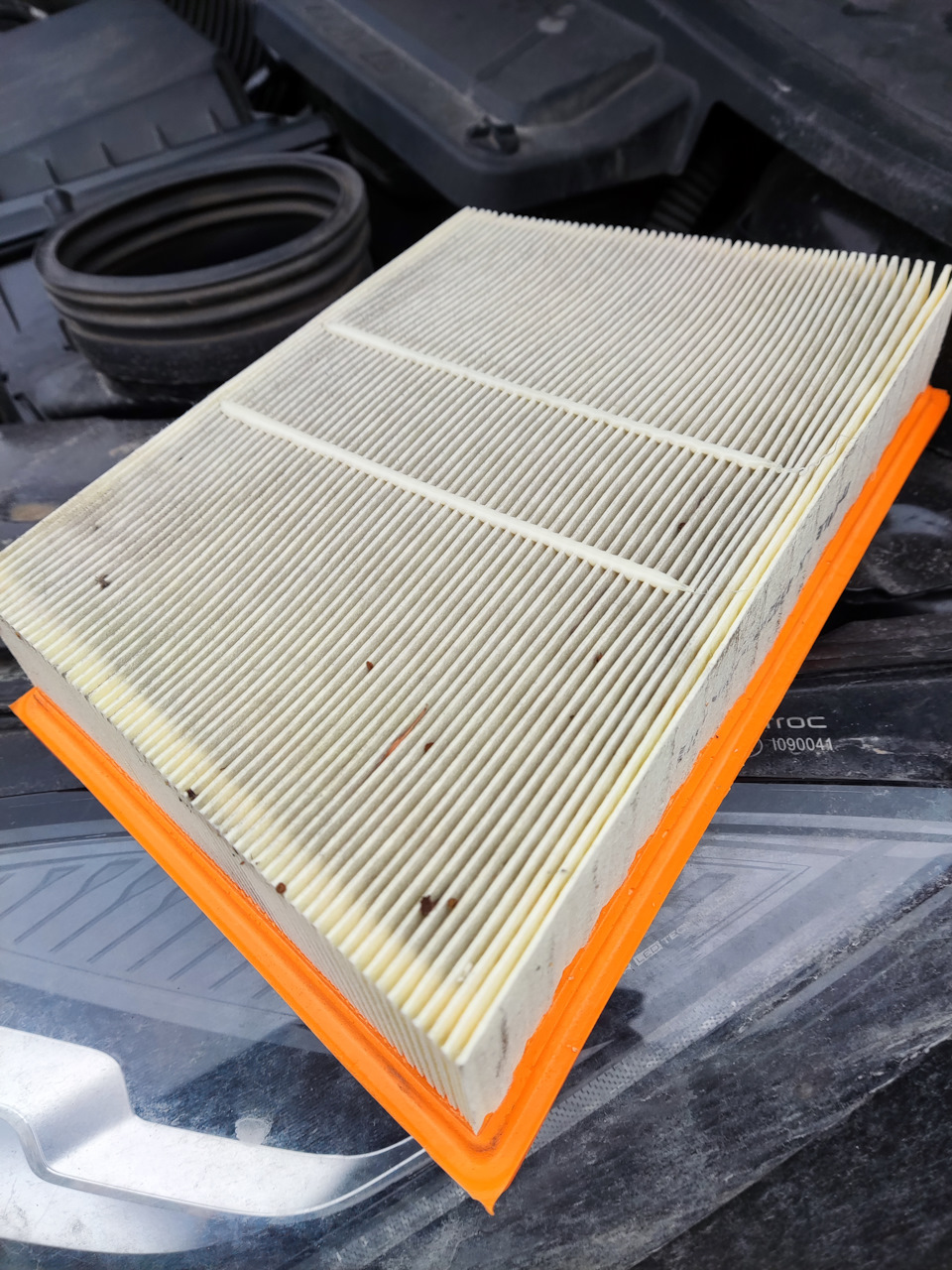 Фото в бортжурнале Jaguar E-Pace. Запчасти на фото: 1090041