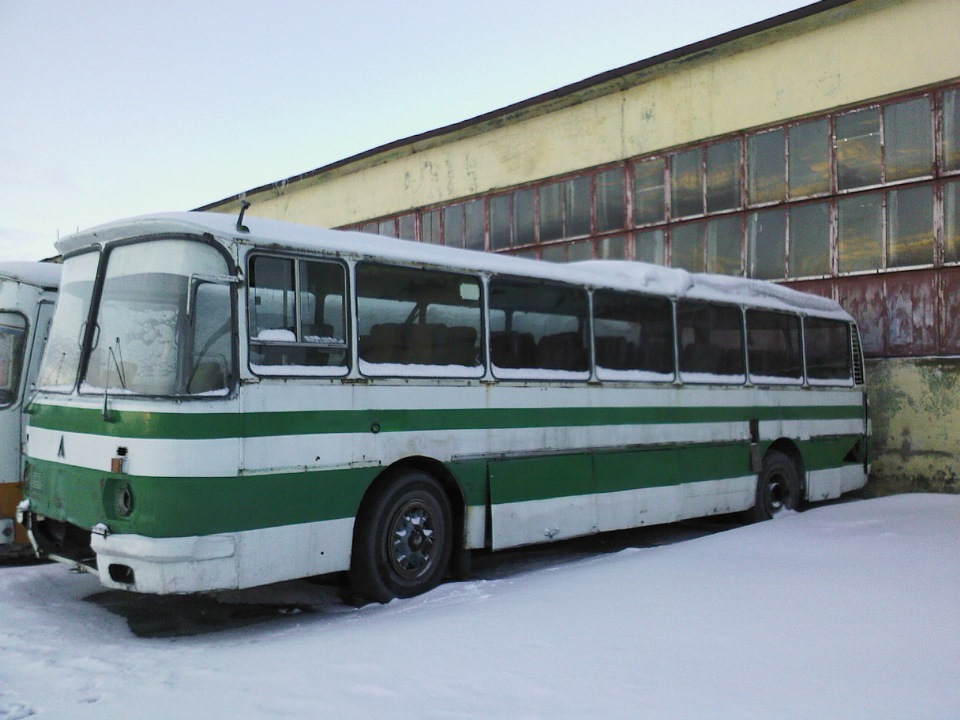 Автобусный парк экскурсия. Автобусный парк лазов в СССР. Часы наручные Автобусный парк 2. Рудный Казахстан Рудныйавтотранс. Фото 2 автобусного парка.