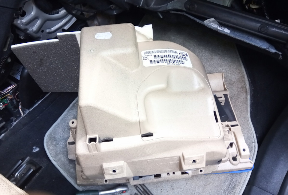 Фото в бортжурнале Ford Galaxy (Mk III)