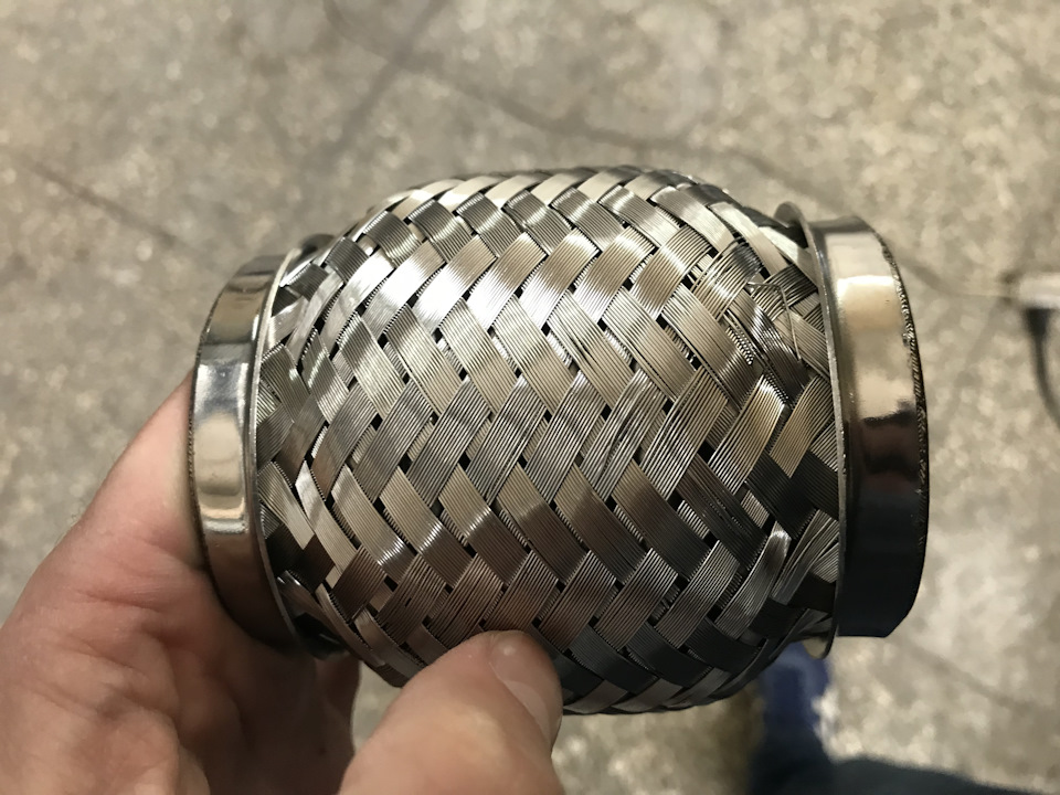 Отсроченное ТО + замена задних тормозных колодок (неравномерный износ ...