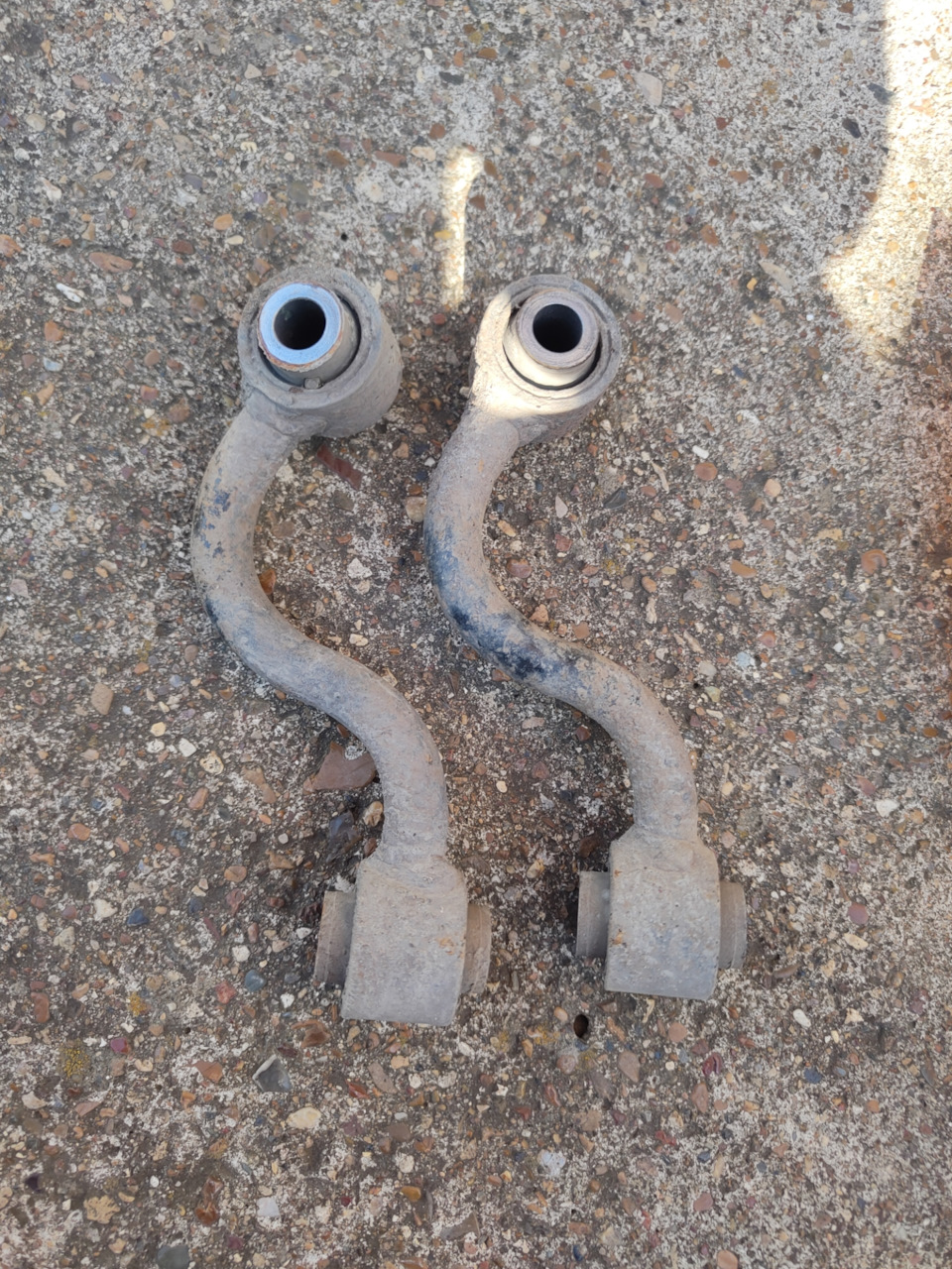 Стойки стабилизатора — Nissan X-Trail II (t31)