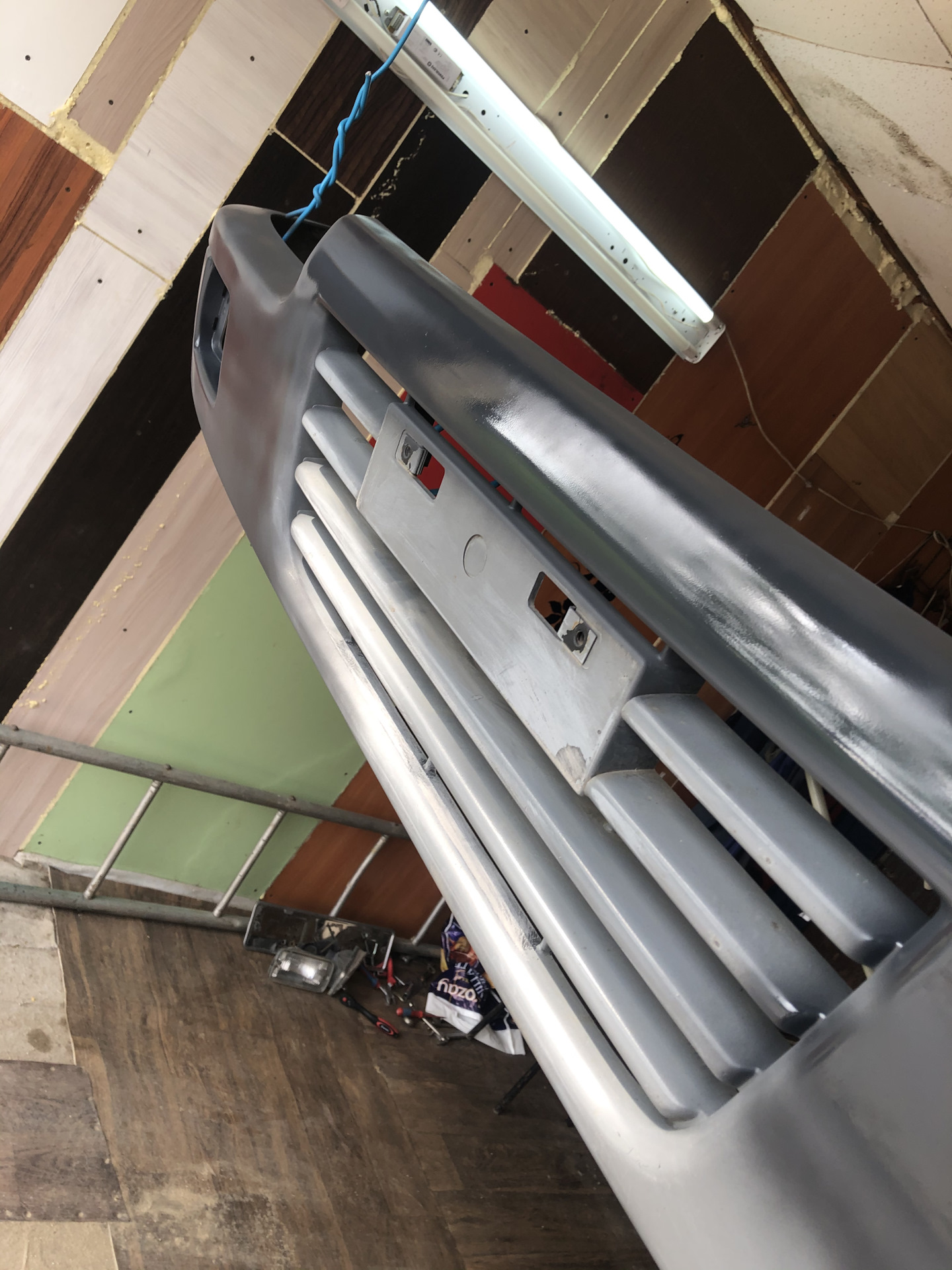 Перекрас бампера в цвет кабины — Nissan Atlas, 3,1 л, 1999 года ...