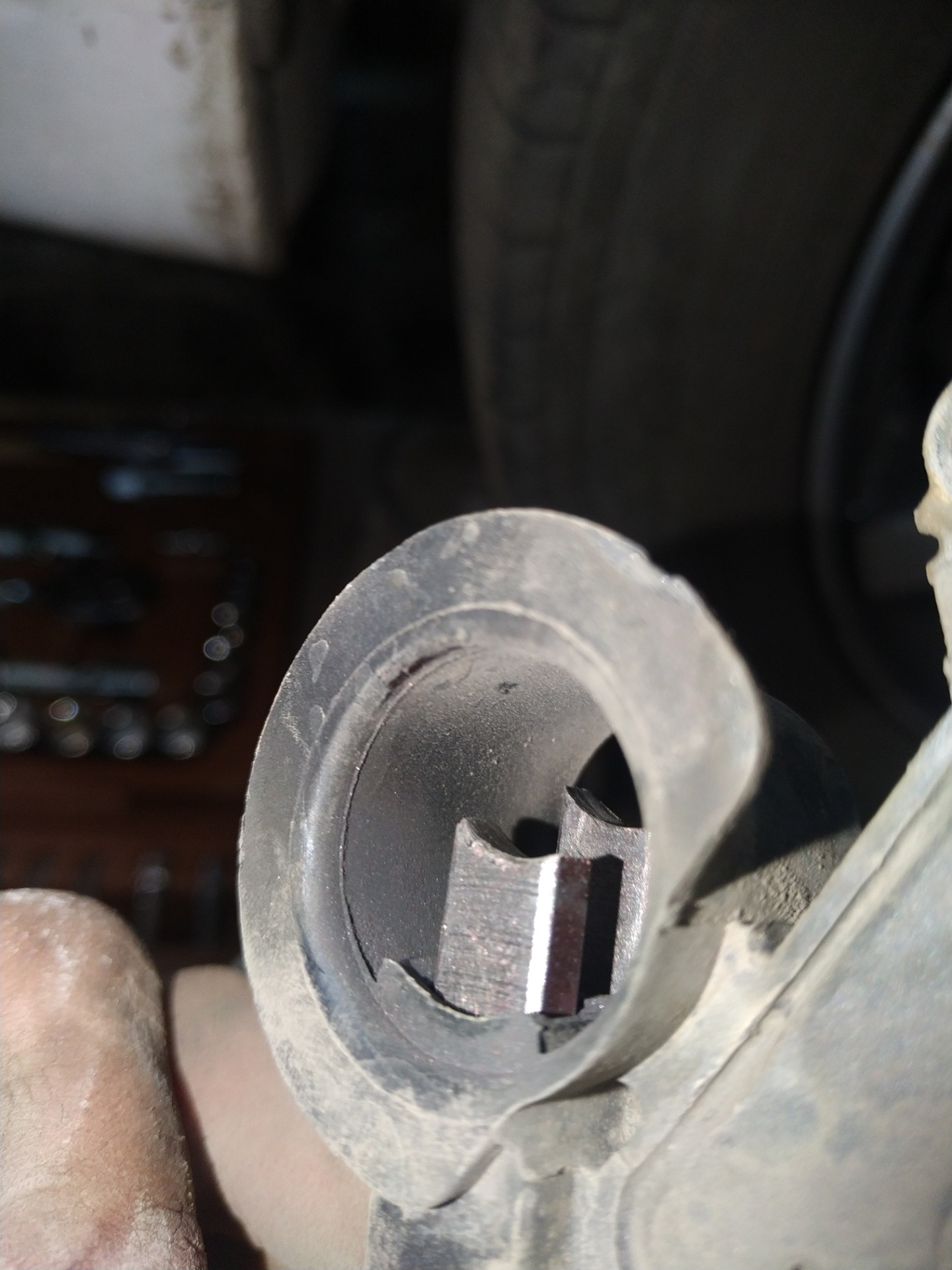 #35 AVEO T250🦄. Замена регулятора напряжения на генераторе. — Chevrolet ...