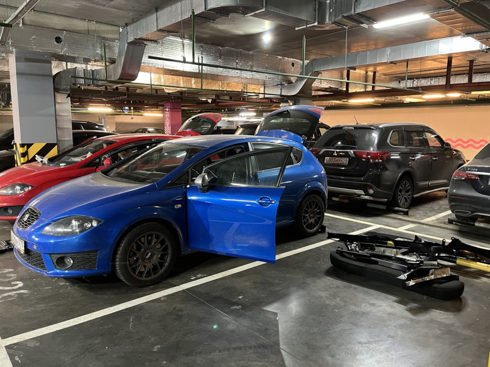 Фото в бортжурнале SEAT Leon FR (Mk2)