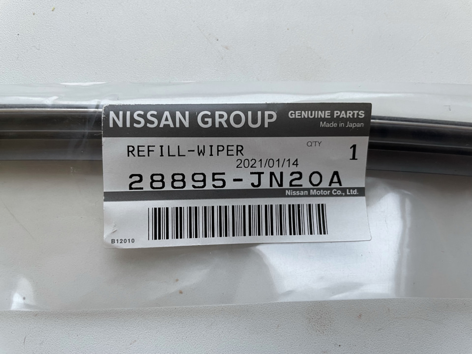 28895JN20A Резинка дворника (водительская) 650мм NISSAN INFINITI ...