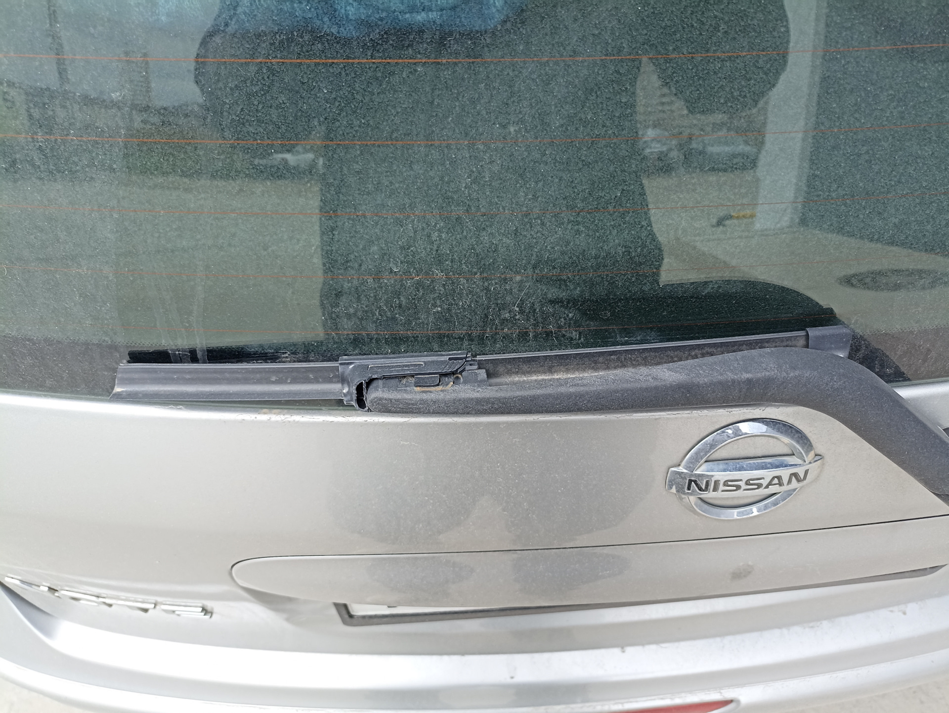 Обустраиваемся: полочки, дворники, расход. — Nissan Note (1G), 1,4 л ...
