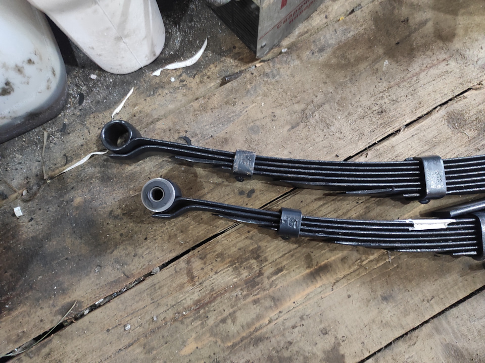 Рессоры ИЖ-27175 — ИЖ 27175, 1,6 л, 2012 года | запчасти | DRIVE2