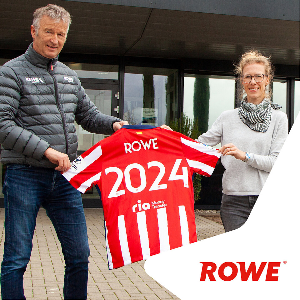 Михаэль Цее и его дочь Александра Кольманн — Lada Vesta (1G)