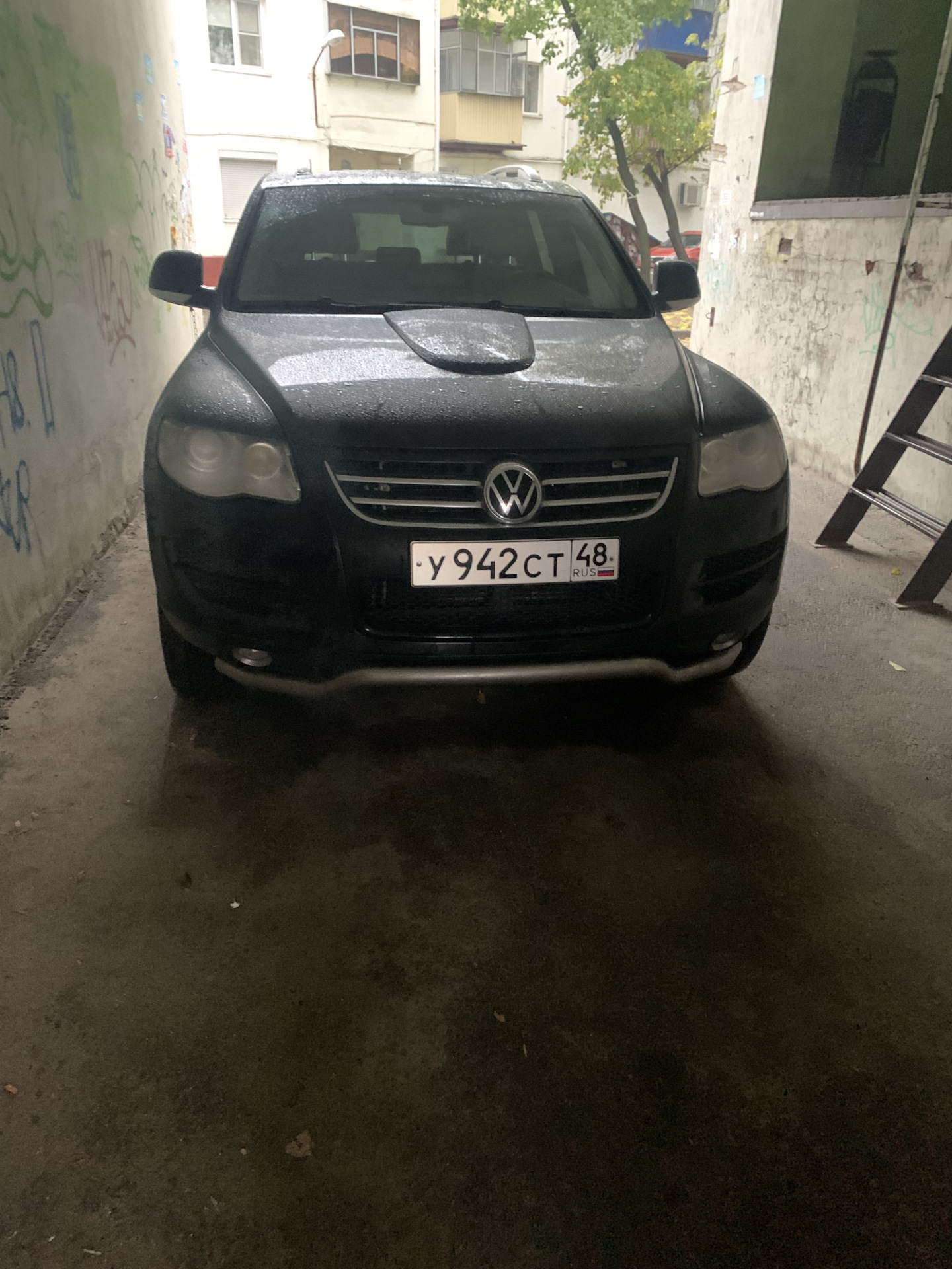Защита переднего бампер — Volkswagen Touareg (1G), 2,5 л, 2008 года ...