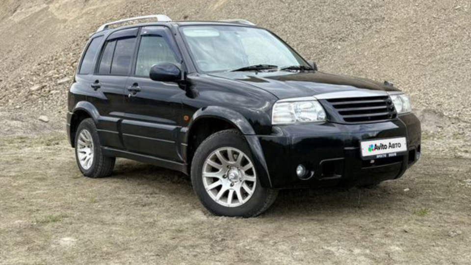 Suzuki Escudo FIS