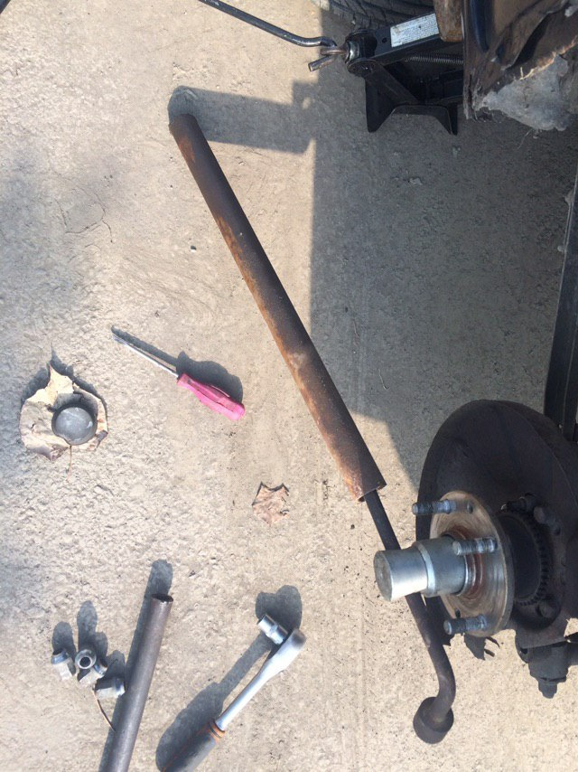 Звук троллейбуса в подарок! — Mazda 323 VI, 1,6 л, 2002 года | своими ...