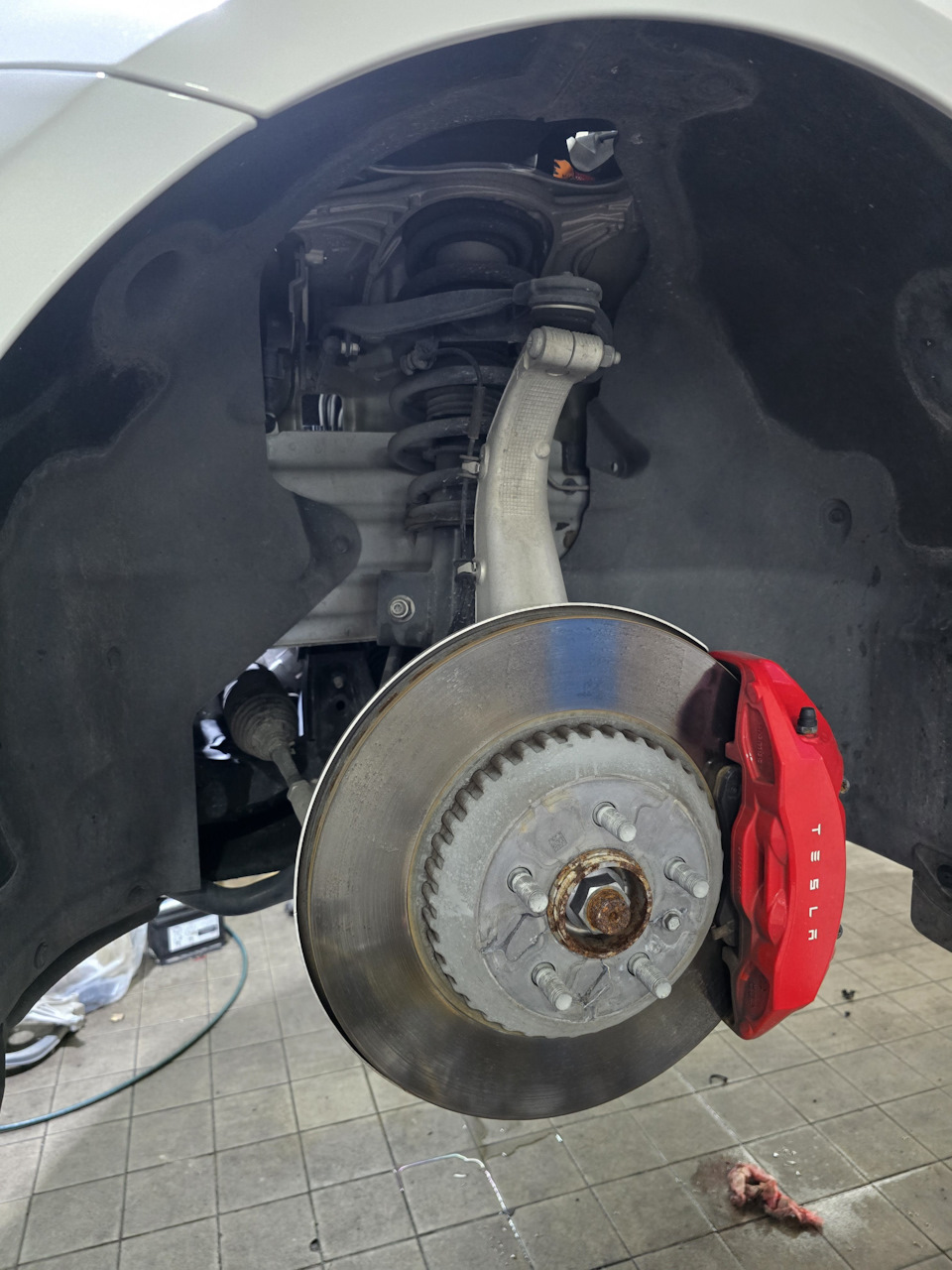 Фото в бортжурнале Tesla Model 3 (1G)