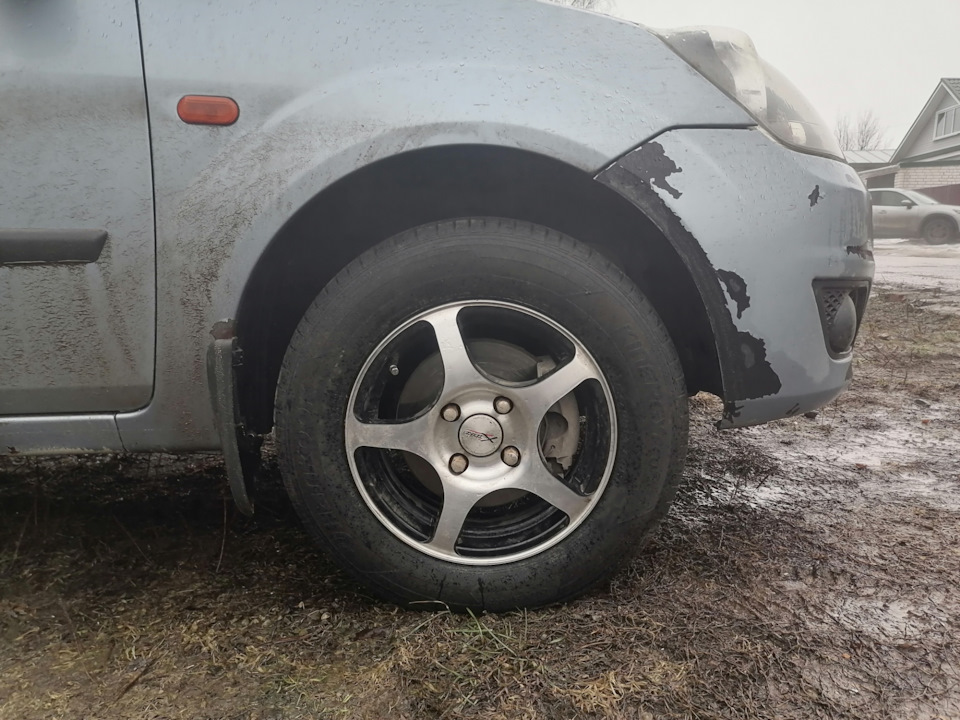 Новые летние шины 185/70 R14 — Ford Fiesta (Mk V), 1,4 л, 2006 года ...