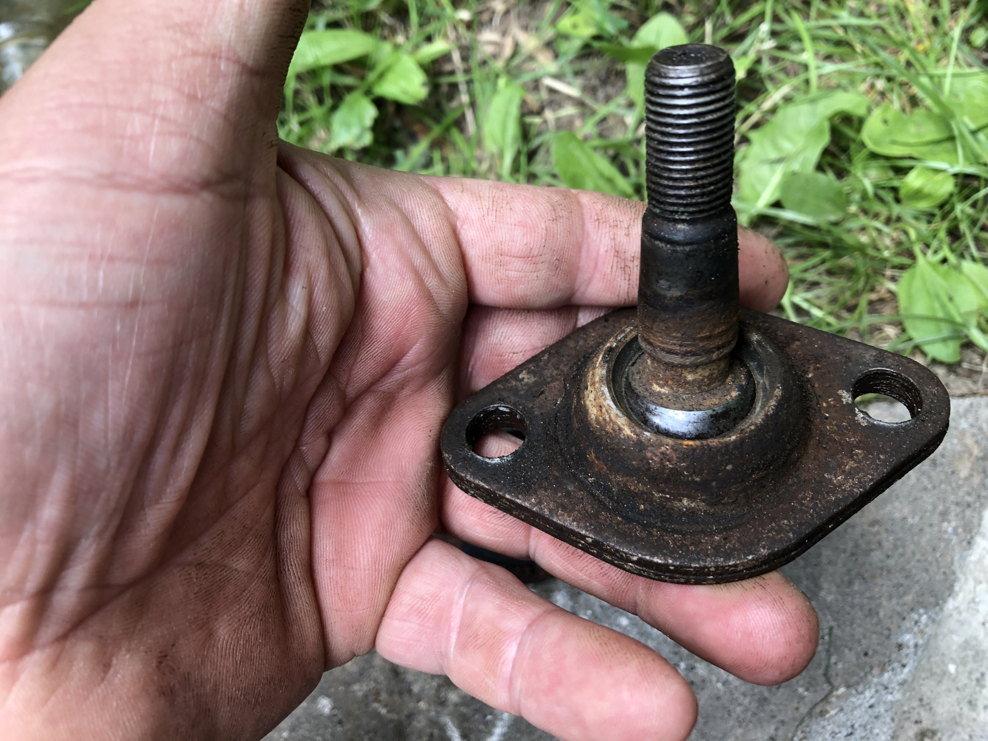 Опоры ваз 21124. Правая опора двигателя ваз 2112. Опоры ваз 21124. Подушки двигателя ваз 21124. Подушки крепления двигателя ваз 2112.