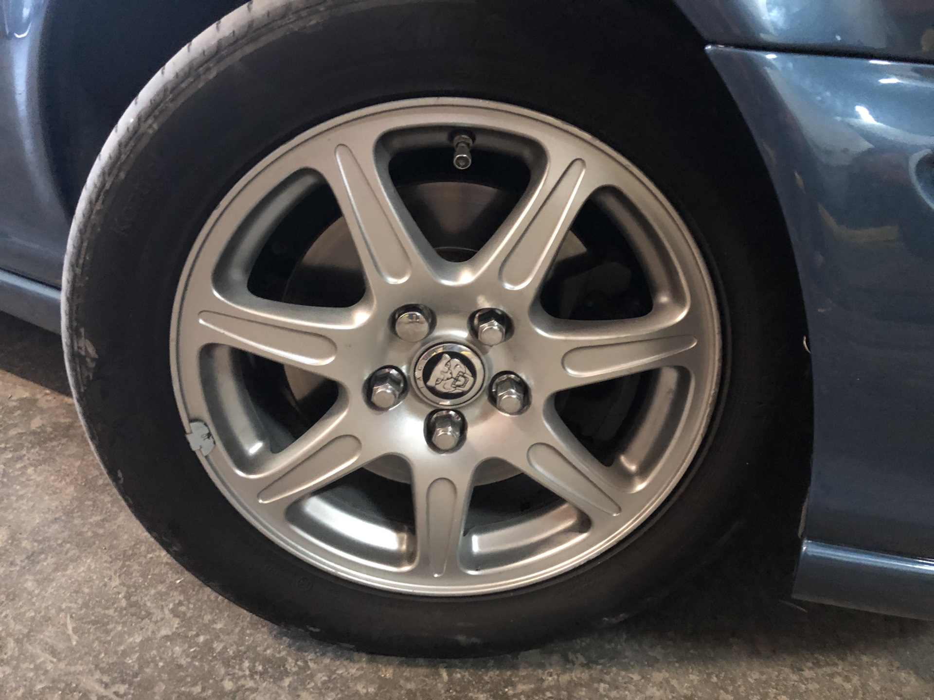 205 55 r16 какие диски. 205/55 r16. 205 55 r16 какие диски. 215 55 r17 octavia. диски на шкода скаут r17.