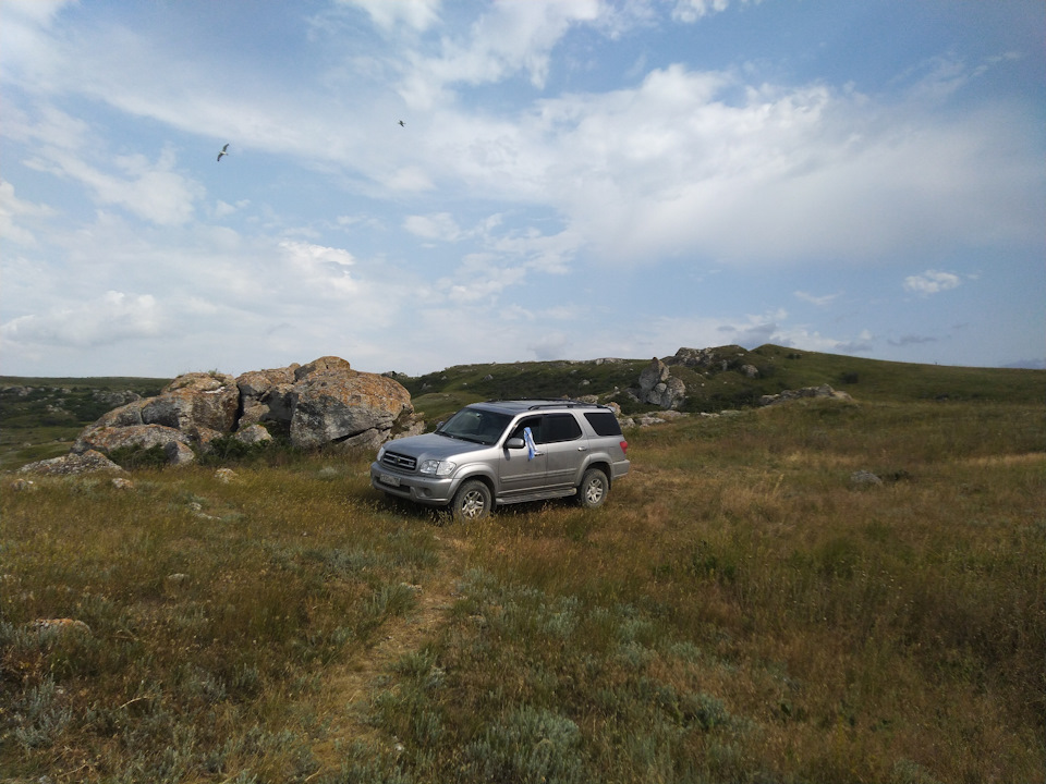 Фото в бортжурнале Toyota Sequoia (1G)