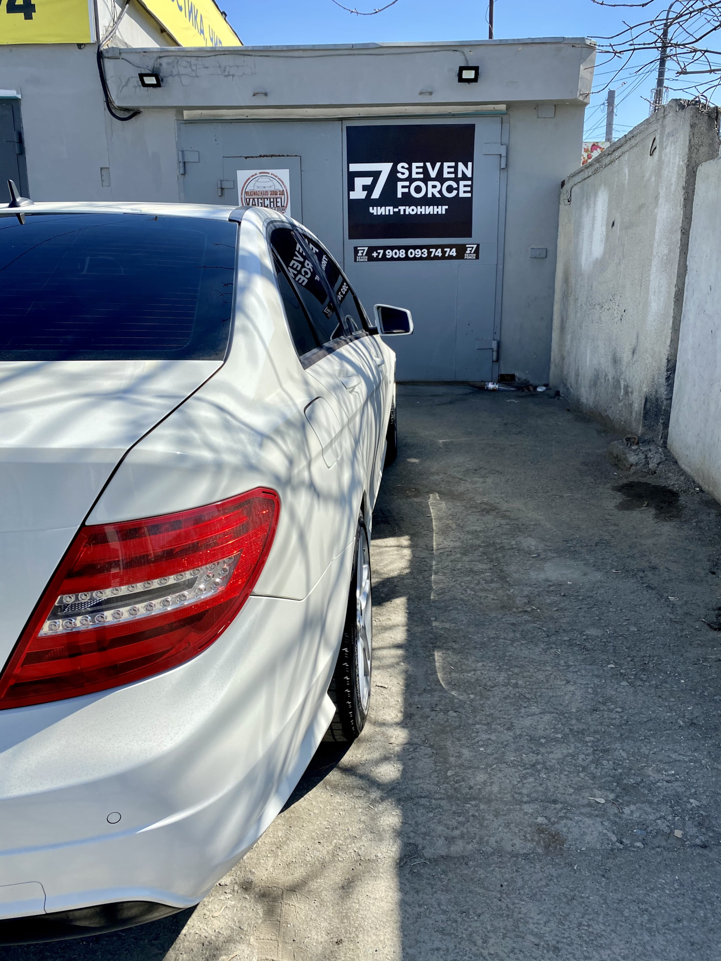 7force. Наклейки севен форс. Севен форс тюнинг. Псков, ул. 7force.