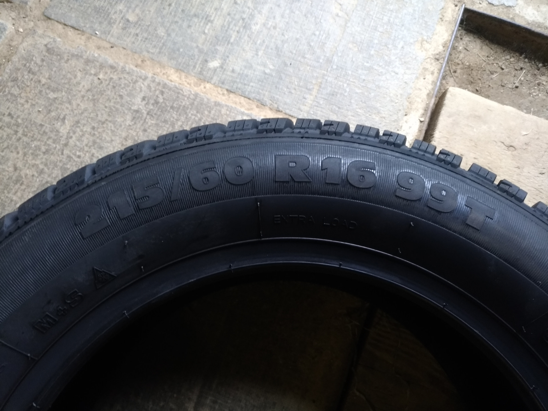 Готовь сани летом (шины Tigar Ice 215/60 R16 99T) — Ford Mondeo IV, 2 л ...