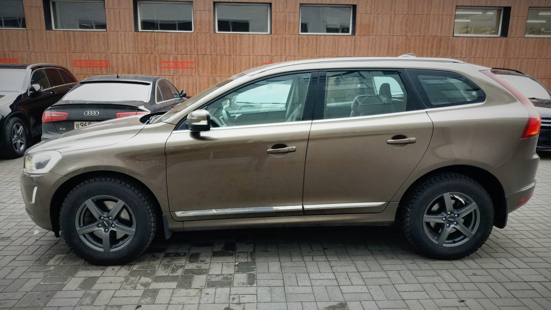 Подготовка к зиме. Новые диски на зимнюю резину — Volvo XC60 (1G), 2,4 ...