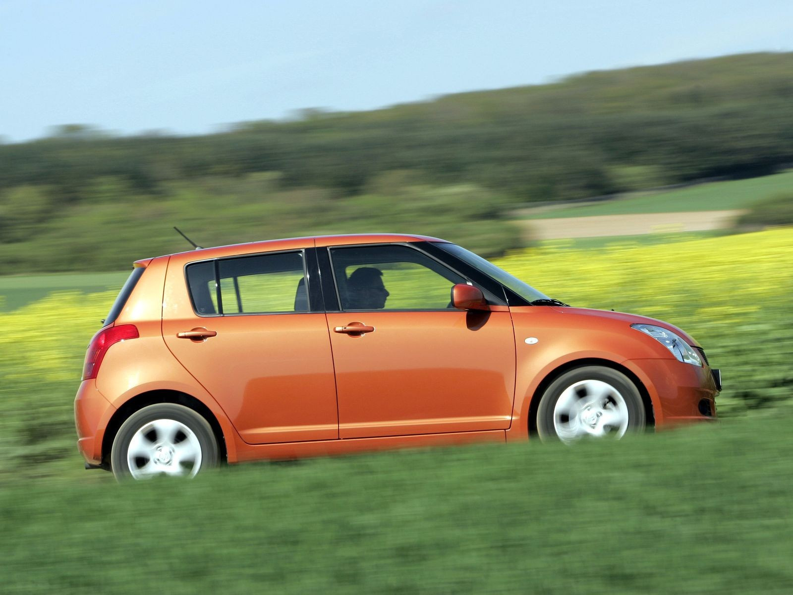 Suzuki Swift 2014 Orange