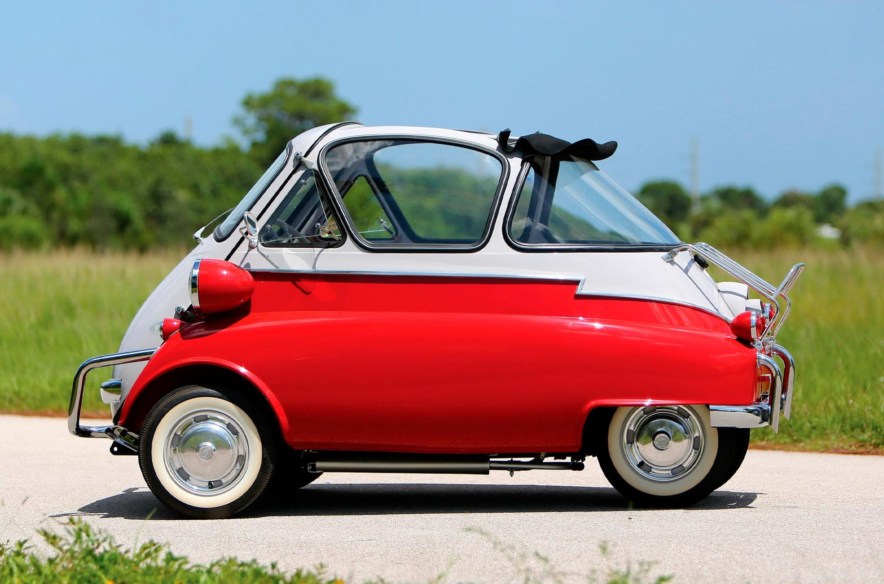 BMW Isetta Drag Racing