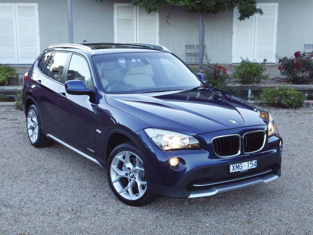 Bmw x1 e84. BMW x1 2010. BMW x1 e84 2010. BMW x1 e84 2009.