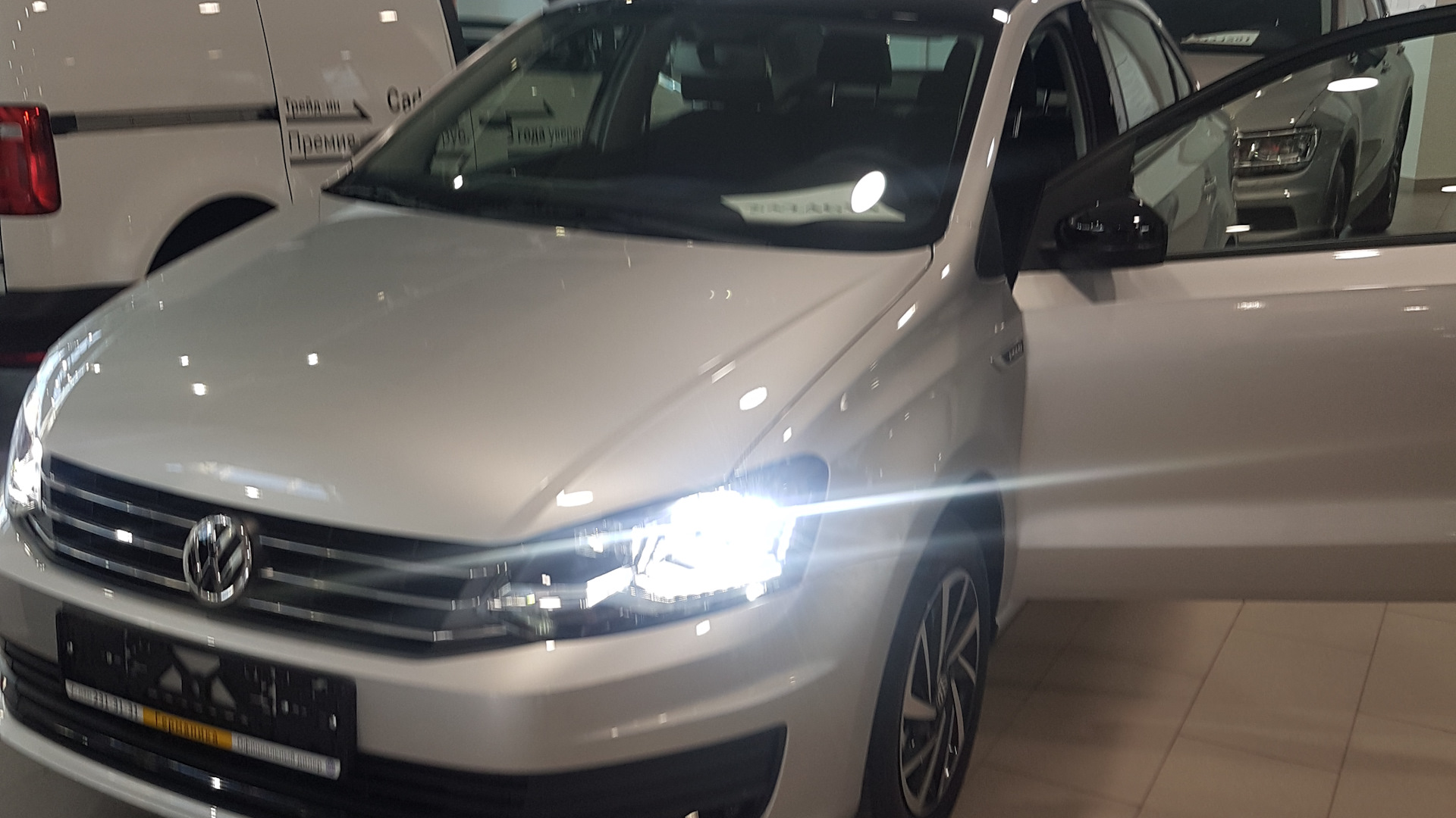 Ресурс фольксваген поло седан 1.6. Фольксваген поло Джой. Volkswagen Polo Joy. Поло седан Silver Leaf. Silver Leaf Polo sedan.