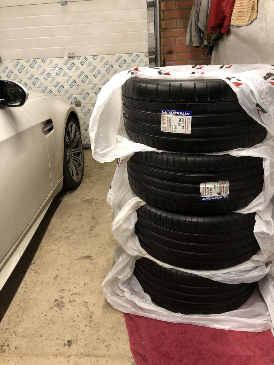 новая резя Мишлен пилот супер спорт — BMW M3 Coupe (E92), 4 л, 2008 ...