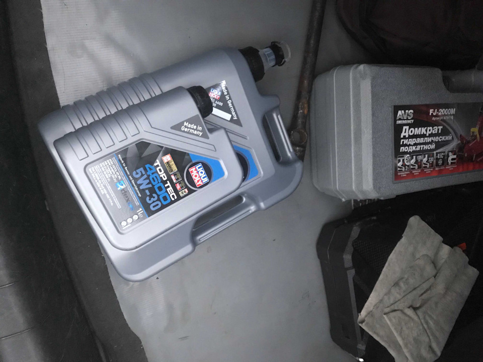 Плановое ТО замена фильтров и мало LIQUI MOLY — Opel Vectra C, 2 л ...