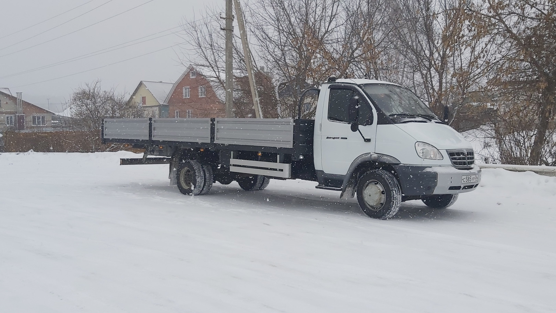 Автомобиль валдай фото