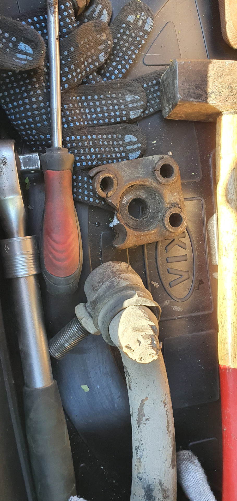 Рычаг поворотного кулака сказал досвидания — УАЗ Patriot, 2,7 л, 2012 ...