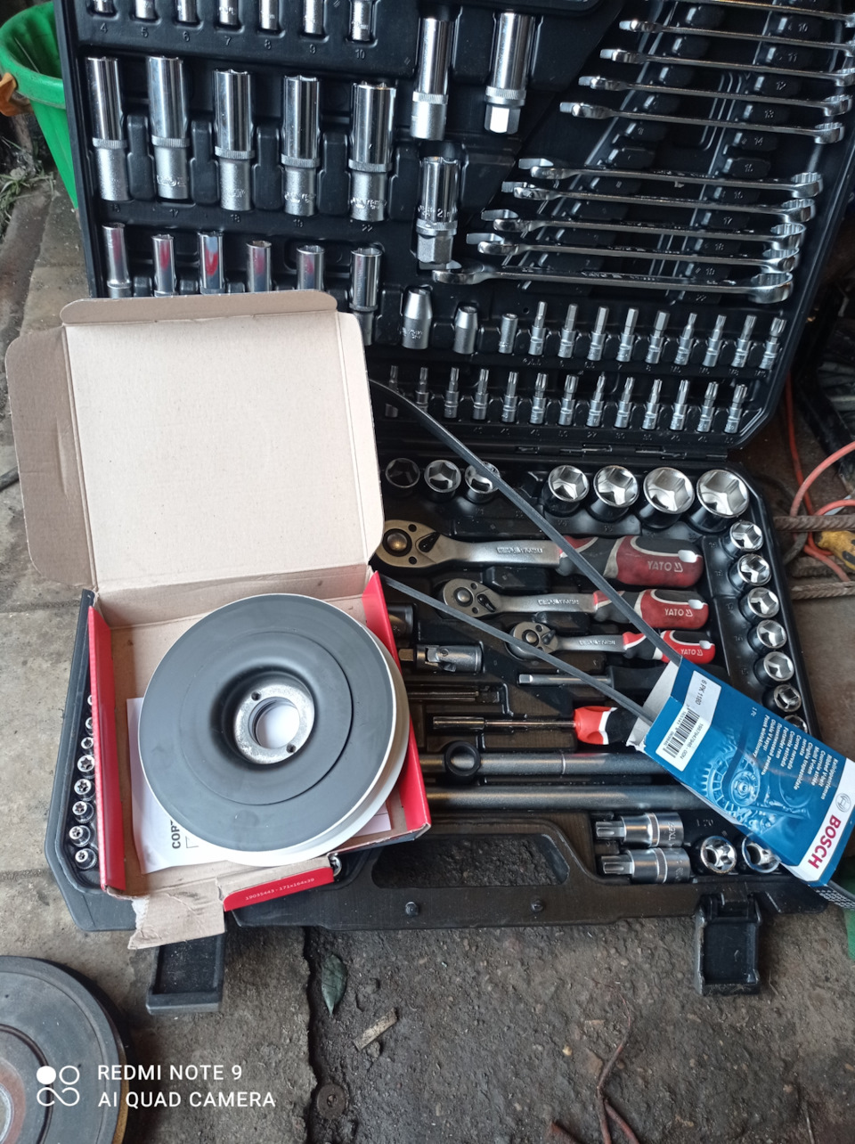 Заменил шкив. — Citroen C5 (1G)