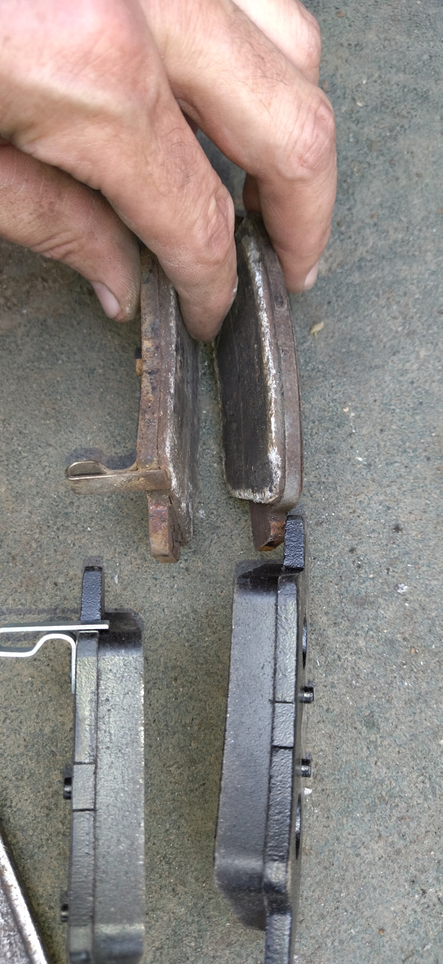 Сколько ходят задние дисковые колодки?! — KIA Rio (3G), 1,6 л, 2015 ...