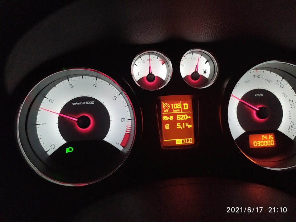 пробег 30 тыс. замена свечей зажигания. — Peugeot 408, 1,6 л, 2018 года ...