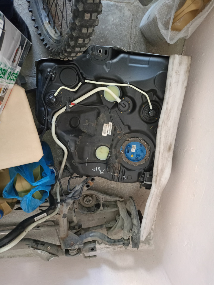 Топливный бак Шкода Октавия А7 фл на Skoda Octavia A7 Mk3. Б/у | 10 000 ...