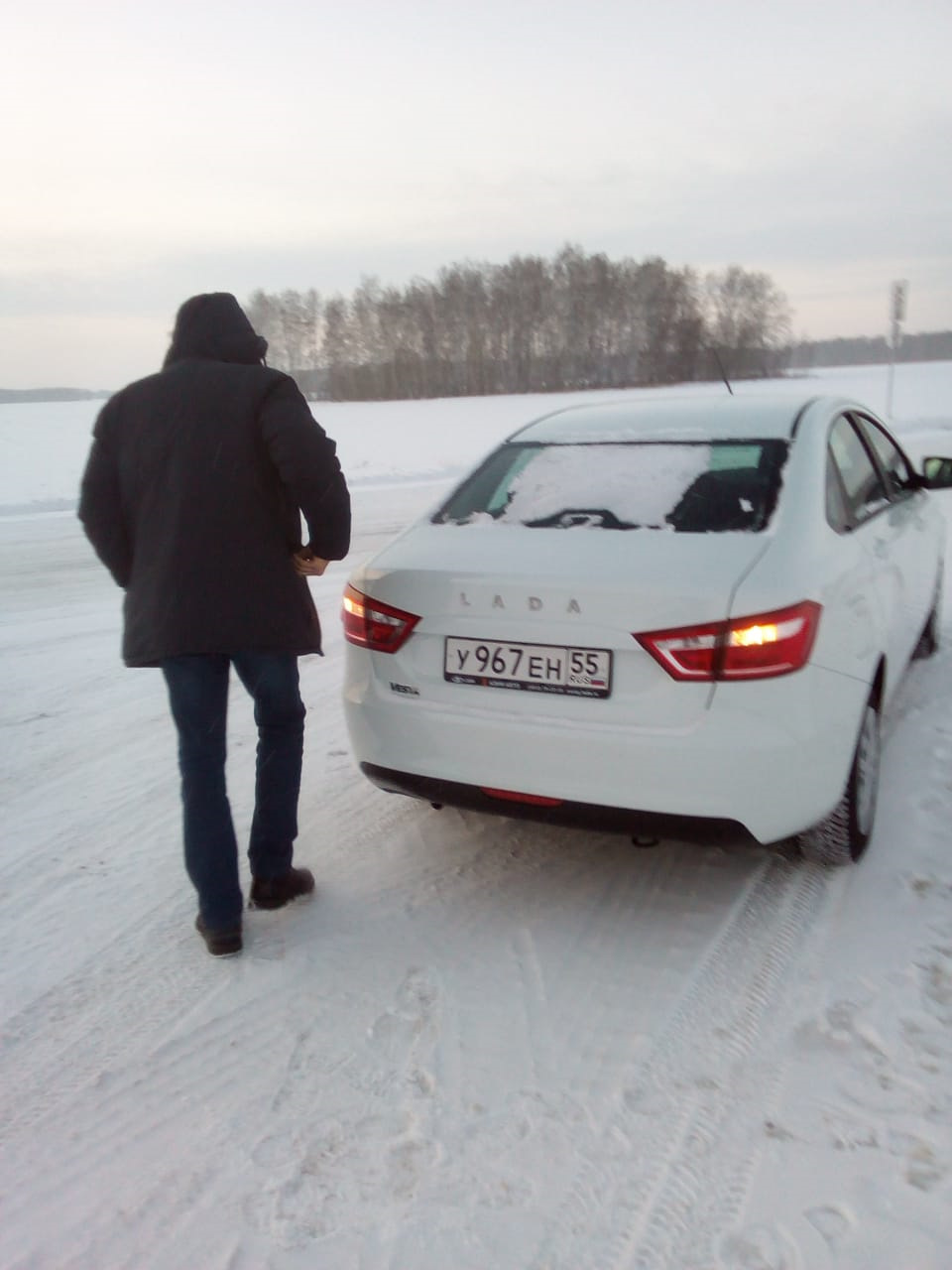 Покупка — (видео выезд из салона), постановка на учет — перегон — обмывание  :) — Lada Vesta, 1,6 л, 2018 года | покупка машины | DRIVE2