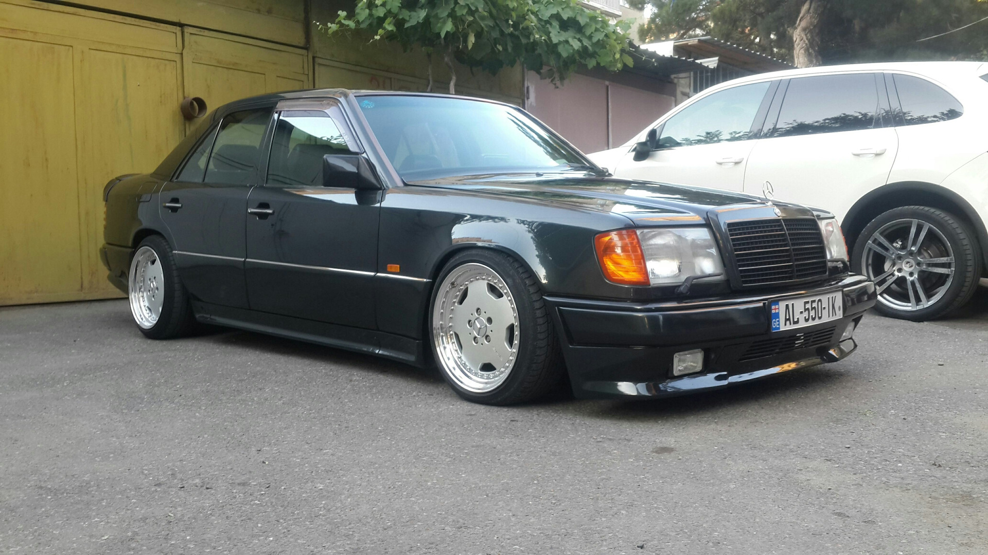 Mercedes w124 AMG бампер