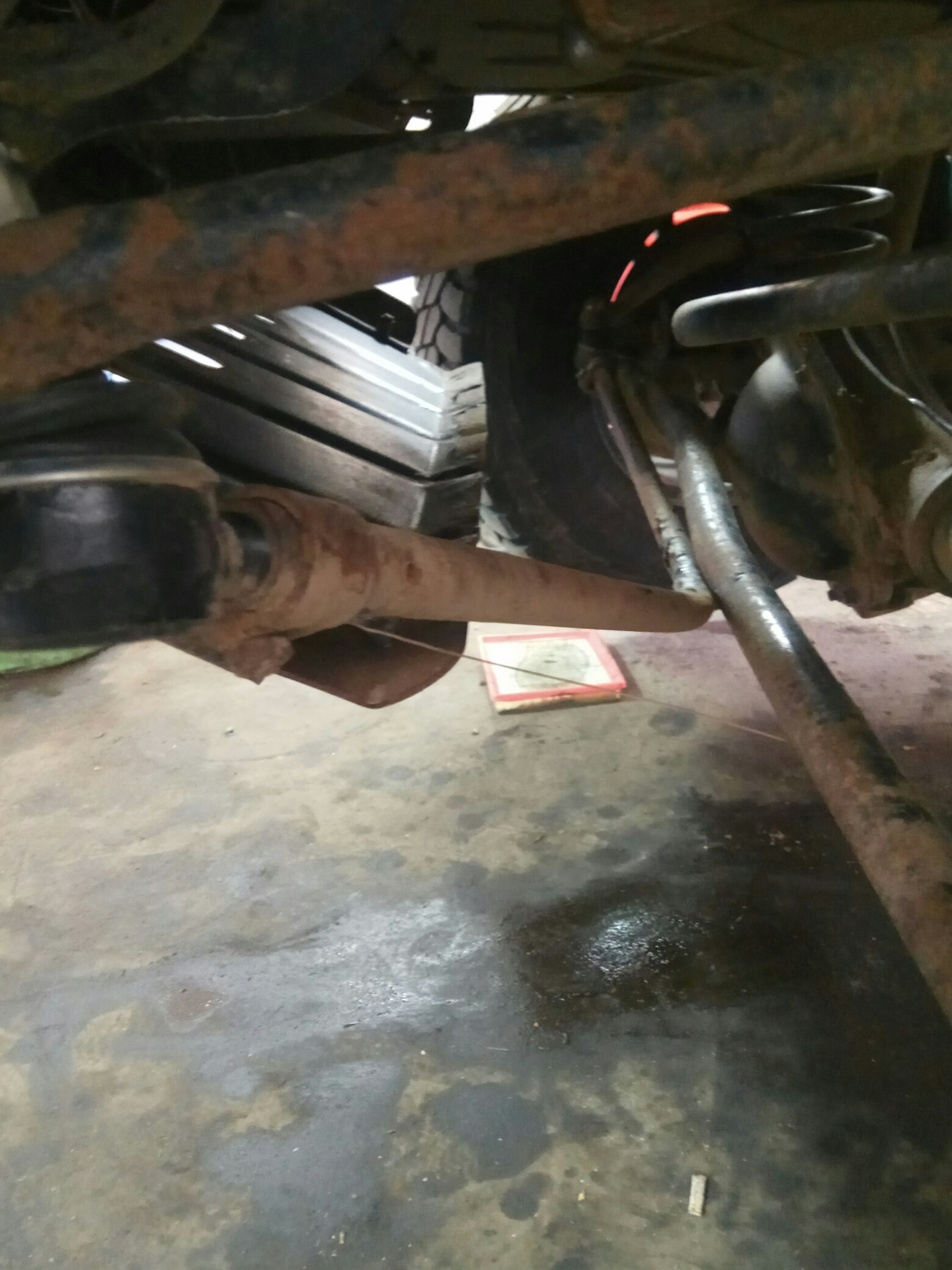 Рулевая тяга джили эмгранд ес7. Погнута рулевая тяга. Рулевая тяга форд сиерра. Рулевой наконечник луаз. Погнулась рулевая тяга.