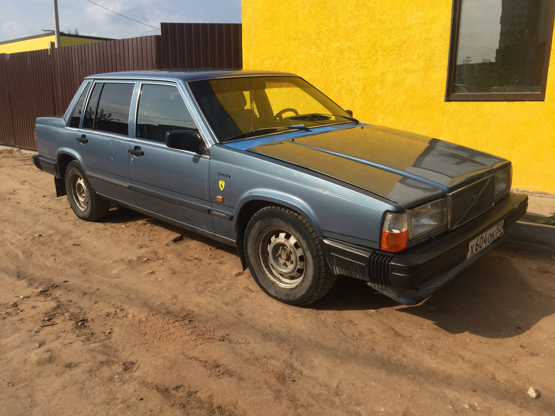 Универсал казань. Volvo 740 1984. Вольво 740 синяя.