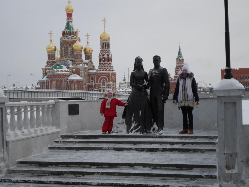 Тольятти йошкар ола. Памятник молодоженам в Йошкар Оле.