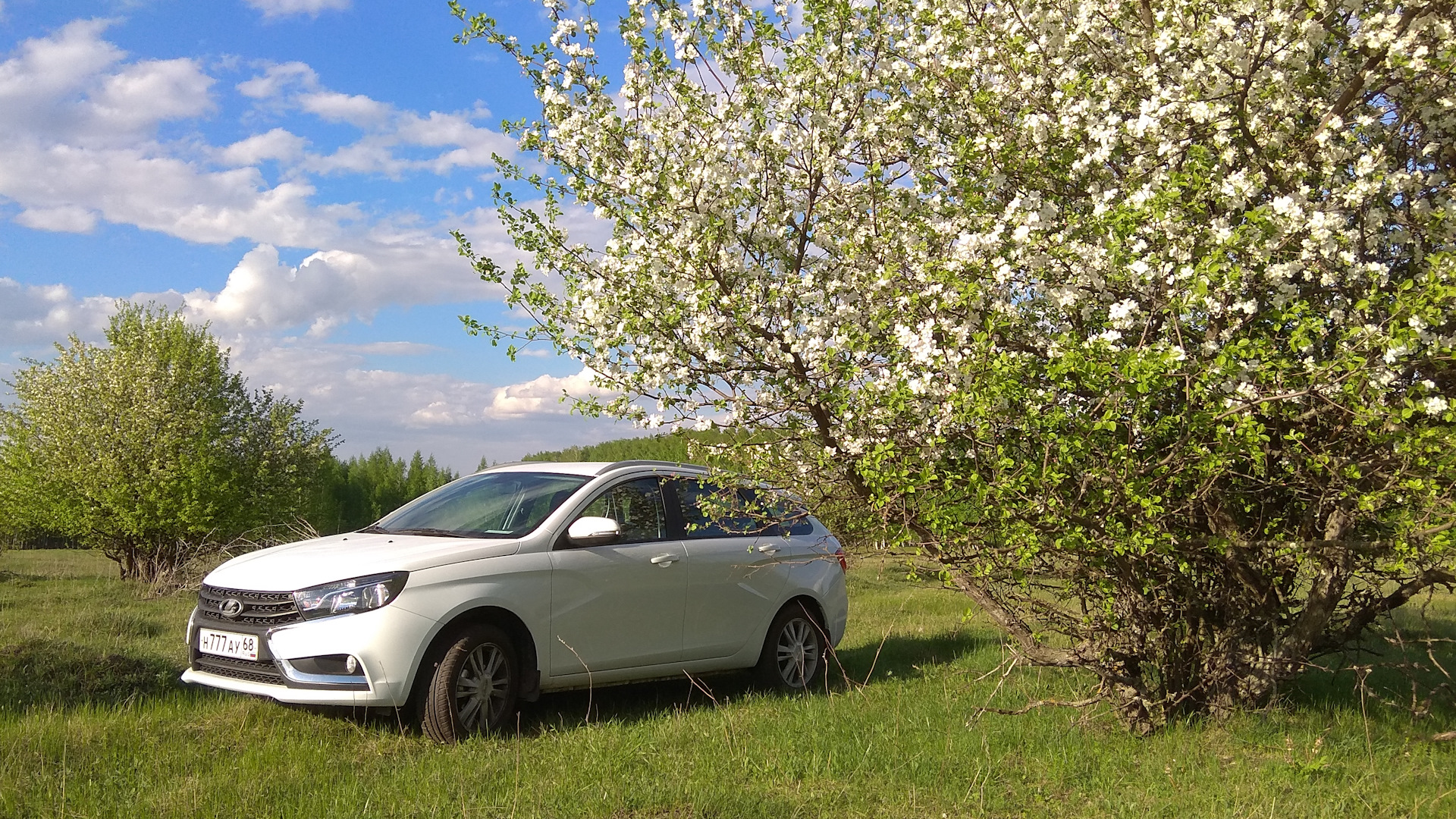 Lada Vesta SW 1.6 бензиновый 2018 | 