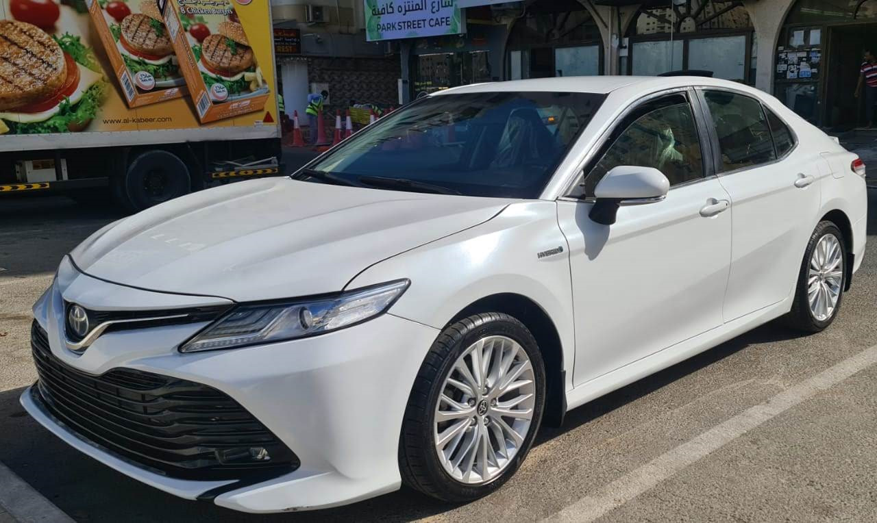 Toyota Camry Hybrid 2019