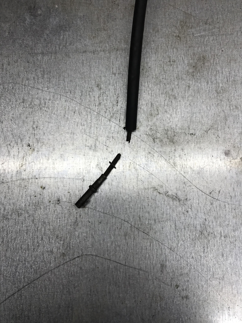 Ремонт троса спидометра — Nissan Atlas, 2,7 л, 1992 года | своими ...