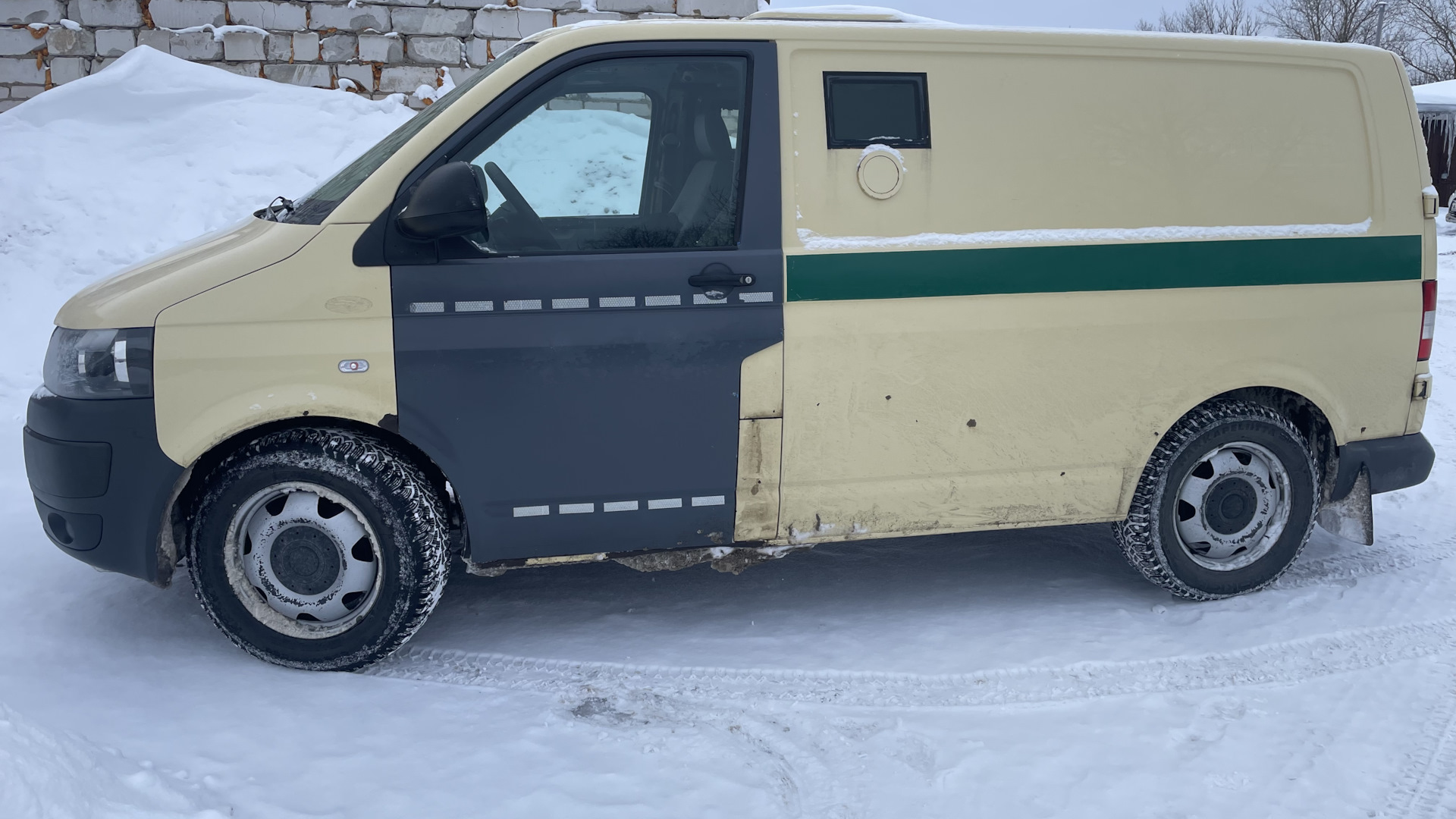 Volkswagen Transporter T5 2.0 дизельный 2012 | Buss #2 4^Motion на DRIVE2