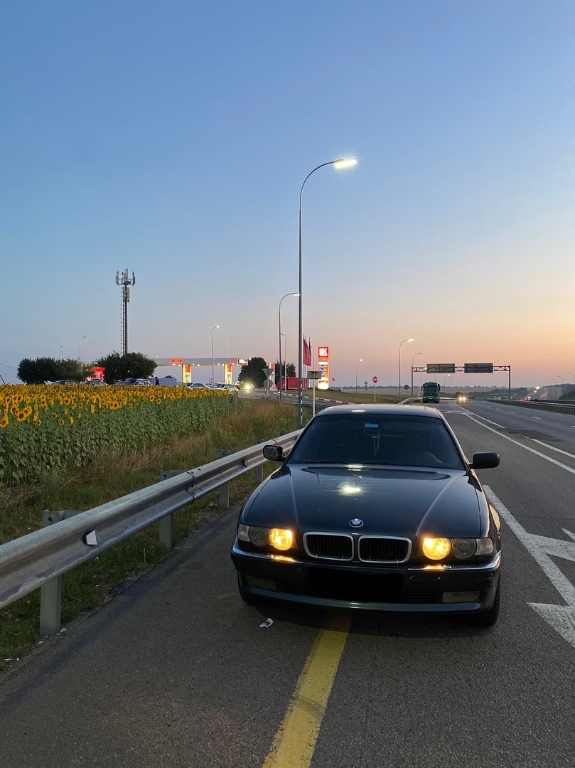 21 На море, на море, на море, на мооооре. — BMW 7 series (E38), 2,9 л, 1999  года | путешествие | DRIVE2