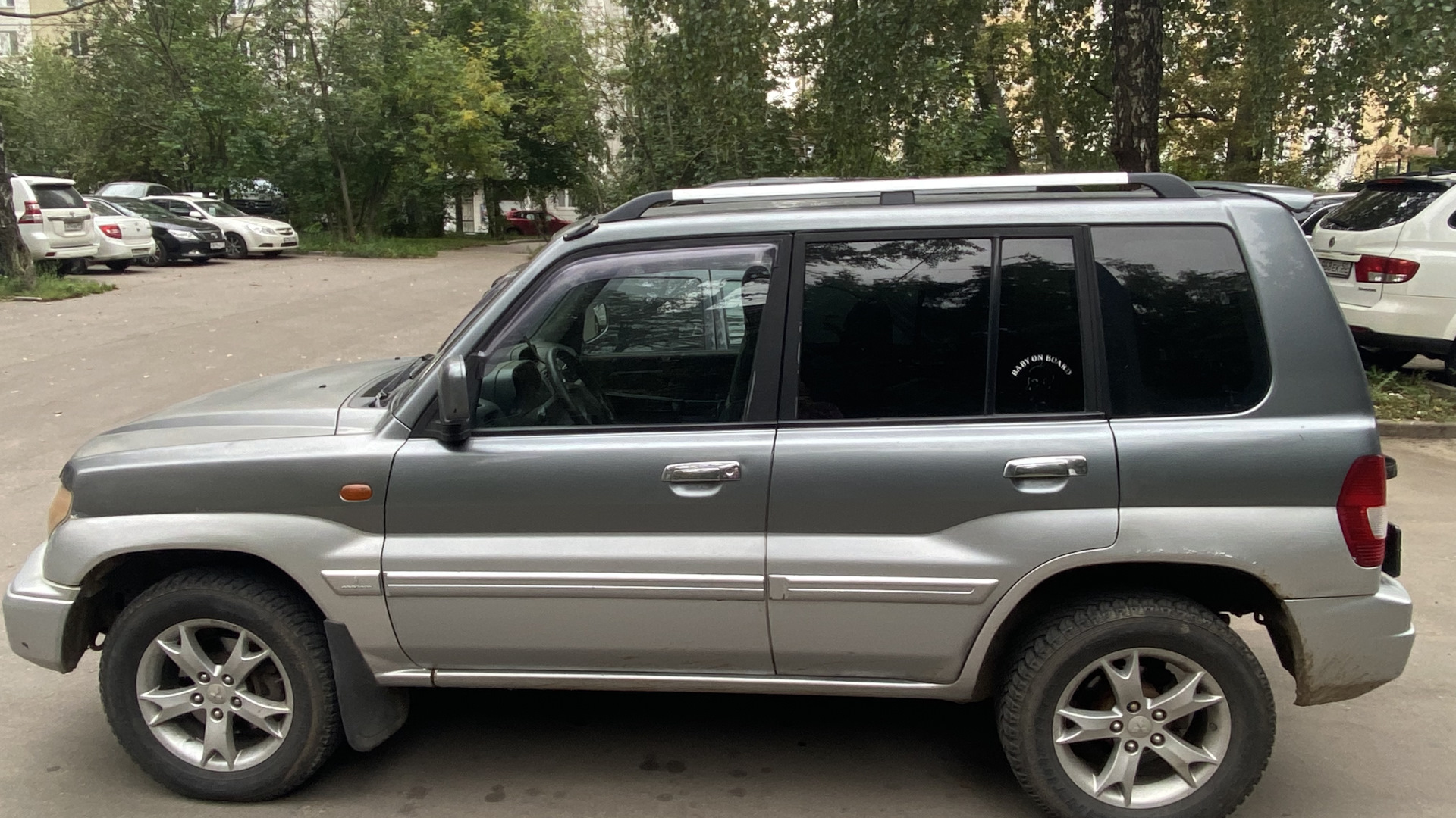 Mitsubishi Pajero Pinin 2.0 бензиновый 2005 | 2.0 GDI, 129 лс на DRIVE2